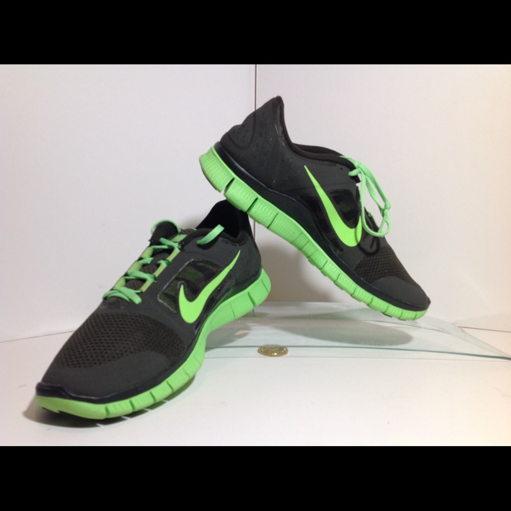 Nike free run 3 size 11 finally a shoe of Dominion